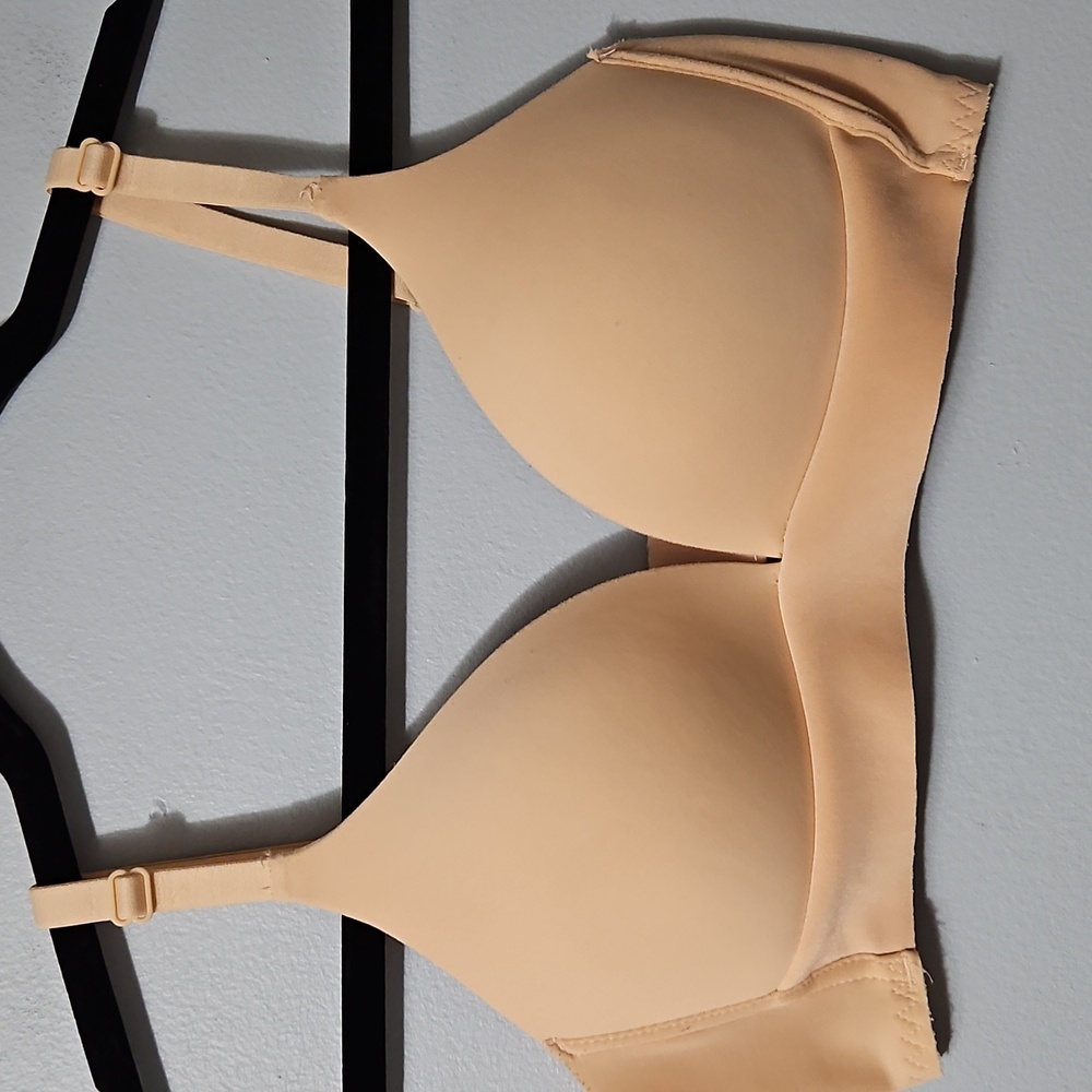 Seamless Push Up Boost Wirefree Nude Bra Size M